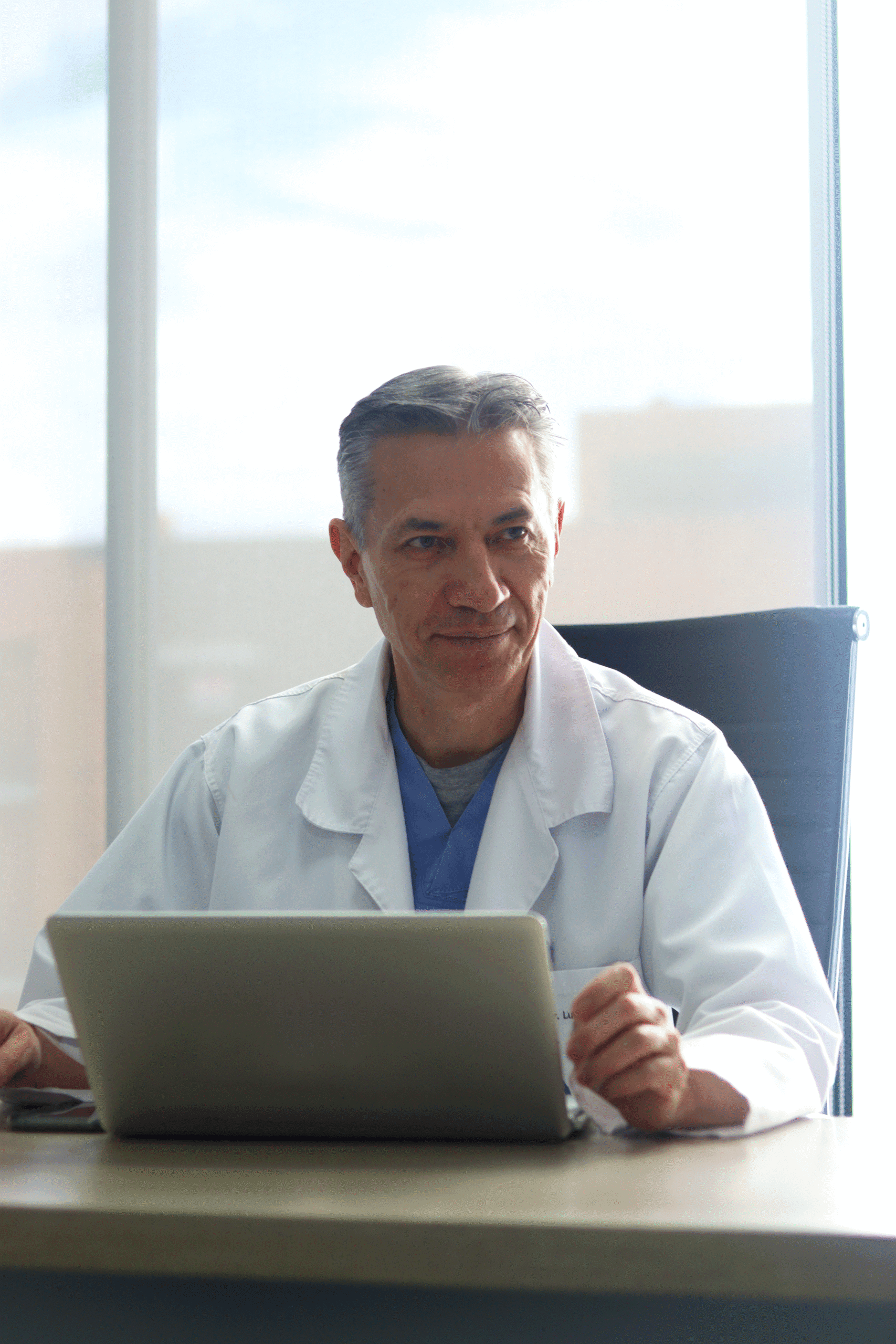 Dr. Luis Nieto